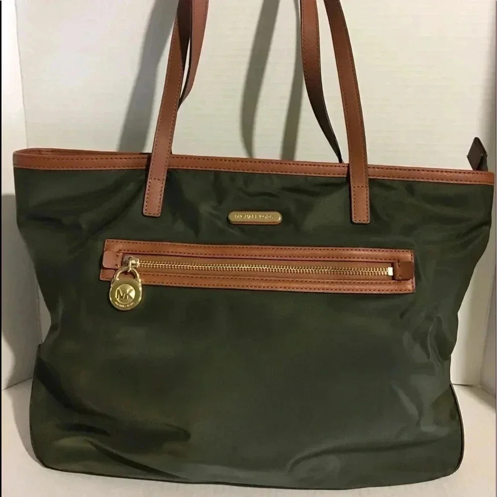 Michael kors green Nylon shoulder handbag
